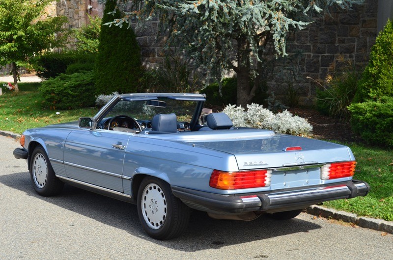 Toy and mercedes and 1988 and 560sl