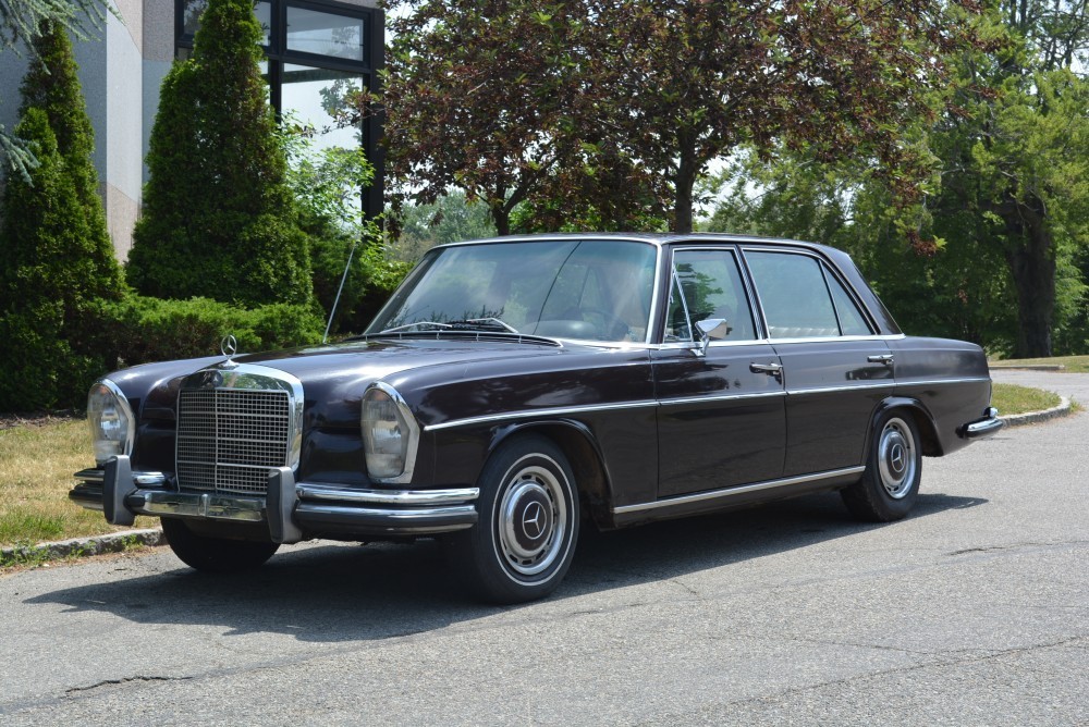 Used 1970 Mercedes-Benz 280SEL W/Sunroof and 4-Speed manual | Astoria, NY