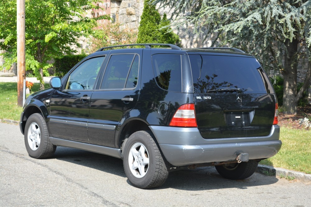 Used 1999 Mercedes-Benz ML320  | Astoria, NY